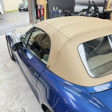 Capote de voiture
